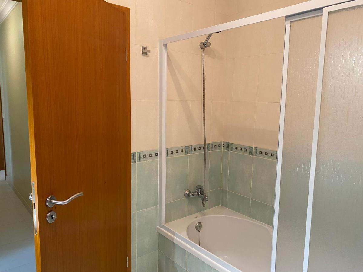 Superbe Appartement Proche De La Plage Nazare Exterior photo